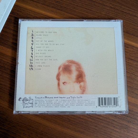 3/$10 Taylor Swift 1989 CD - Picture 5 of 10
